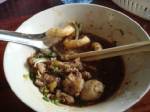 เตือน! กินก๋วยเตี๋ยวน้ำตกเสี่ยงหูดับ ไตวาย เสียชีวิตได้