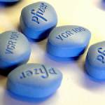 อย.ทลายแก๊งยาปลุกเซ็กซ์ เจอทั้งไวอะกร้าปลอม แมลงวันสเปน SEX DROP
