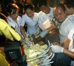 ทะเลาะแฟนหนุ่มยุ่น พลัดตกตึก 5 ชั้น-เหล็กเสียบสุดสยอง!