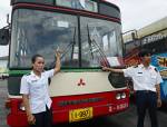 ทุบกระจกรถเมล์ ขสมก.วิ่งแทนเส้นทางรถร่วมฯ 207 หยุดประท้วง