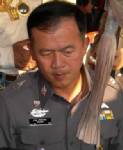 น้ำมันแพง! ตร.สร้างภาพพาสื่อนั่ง ฮ.ดูจราจรติดขัด อ้างพันธมิตรฯ ต้นเหตุ