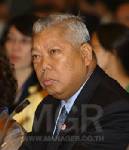 Samak turns hostile to press