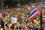 ตร.ตรึงกำลังอารักขาทำเนียบเข้ม รับมือพันธมิตรฯ