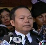 Noppadon reports to police over defamation charges