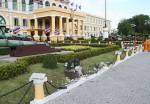 ลูกชาย “สัก กอแสงเรือง” เมาซิ่งควบเก๋งชนรั้วกลาโหมพัง!