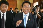 กรมคุกสั่งกร้อนผมทนายแม้ว ยันไม่มีอภิสิทธิ์!