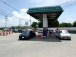 คนนครปฐมแห่เติม LPG แน่นปั๊ม-จวกรัฐบาลไม่แก้ปัญหา