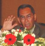 นักวิชาการแนะ “ปองพล” ลาออกประท้วง กก.มรดกโลก