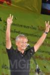 อดีตรองเจ้ากรมยุทธฯ วอน"น้องป๊อก"- ผบ.เหล่าทัพออกมาเคียงข้าง ปชช.