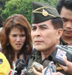 “หมัก” แค้น สั่งสอบด่วน “ปฐมพงษ์” ขึ้นเวทีพันมิตรฯ
