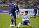 ‘บิ๊กฟิล’ ประเดิมหรูนำสิงห์บลูส์ตะปบกวางโจว 4-0
