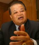 Soothsayer warns government not to amend constitution