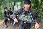 ทหารชุดดำตะเพิดเขมรคุณไสยพ้นตาเมือนธม