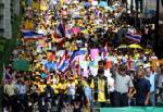 Anti-Thaksin protesters march on British embassy in Bangkok