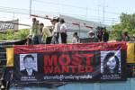 PAD calls for cancellation of Thaksin and wife’s passports