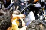 Police signal clampdown, turning to blockage measures