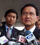 “สมชาย” ถึง กทม. - เลขาฯ อ้างโดนผู้หญิงด่า “ขายชาติ” แค่จัดฉาก