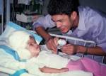 แฝดสยามเนปาลเตรียมผ่าตัดปิดรูกะโหลกหลังถูกแยกร่างมา 7 ปี