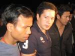 “หมอไพศาล” ถึงกรุงแล้ว ตร.แจ้ง 3 ข้อหาหนักไม่ให้ประกัน