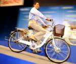 ซันโยคลอดจักรยานไฟฟ้า "Eneloop bike" รุ่นสอง
