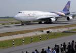 Thai Airways slashes surcharge as oil prices fall