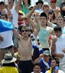 ออสซีโอเพนเดือด! ตำรวจรวบแฟนหวดตีกันนอกสนาม