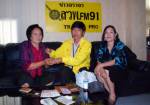 แท็กซี่คนดี! ส่งทรัพย์เฉียดแสนลืมไว้ท้ายรถคืนเจ้าของ