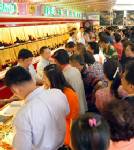ผู้ค้าทอง กังวลแบงก์ชาติแทรกแซงบาทอ่อนทำตลาดทองผันผวน