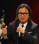 ปีเตอร์ ชานข้ามฝั่งเปิดค่ายหนังบนแผ่นดินใหญ่