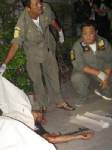 กะซวกหนุ่มช่างซ่อมแอบกิ๊กเมียชาวบ้านดับคาถนน