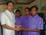 ผู้ว่าฯอุบลรับโล่เกียรติยศ