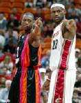 ‘เลอบรอน’ แย้มอยากผนึกกำลัง ‘เหว็ด’ ใน NBA