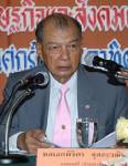 “องคมนตรี” ชี้ชัด“แม้ว”นั่งทำบุญวัดพระแก้วหมิ่นฯ-แฉจ้องล้มสถาบัน
