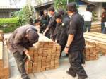 ผลตรวจสอบยันชัดไม้ไทยใส่โสร่ง-ตร.เตรียมออกหมายเรียก 3 นายทุน