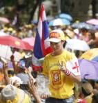 "จอเหลือง" เสาร์นี้ดู "น้องพริก" แจกจาน