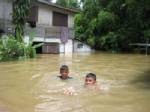 Warning of flash flood, mountain run-off
