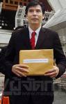 โฆษกยี่เกโวย รัฐบล็อกจ้อรายการรัฐสภา อดออกทีวีด่า “มาร์ค”