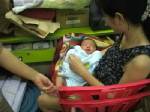 แม่ใจยักษ์ทิ้งลูกเดือนเศษหลังรถลูกค้าบิ๊กซีลำปางกลางดึก