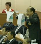 ศึกอภิปรายซักฟอกงบ 53 “เพื่อไทย”หวังผลนอกสภา ปลุกคนร่วมชุมนุมเสื้อแดง