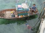 ชาวเลสัตหีบพบศพหนุ่มนิรนามถูกฆ่าโยนทิ้งน้ำ