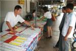 วันที่ 9 เดือน 9 ปี 2009 ชาวตราดแห่ซื้อลอตเตอรี่เลข 9 เกลี้ยงแผง