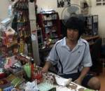 พดส.จับพ่อค้าจำหน่ายบุหรี่ให้เด็กกลางเมืองพัทยา