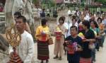 จังหวัดฯ-สมาคมท่องเที่ยวลำปางถวายเครื่องหลวงล้านนา/เพื่อพระราชกุศุลแด่ในหลวง