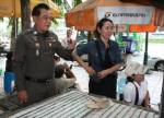 ปคบ.บุกรวบ 35 ร้านค้าขายหวยแพงย่านสี่แยกคอกวัว