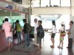 รถไฟตรังป่วนหยุดวิ่งเป็นวันแรก หลัง พนง.ชุมนุมประท้วง