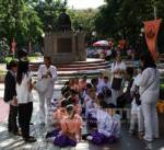 ดัชนีความสุขคนไทย ต.ค.พุ่งแรง หลังได้แสดงความจงรักภักดี