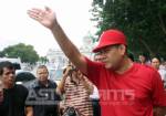 “ไอ้เต้น” ตกข่าวป้อง “พ่อแม้ว” จงรักภักดีในหลวง