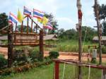 ฝูงแดงโคราชติดแหงก “ด่านช่องสะงำ” - อดเสนอหน้า “พ่อแม้ว” ในเขมร