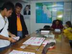 ตร.กระบี่รวบสาวใหญ่ชาวนครพนมลอบขนยาบ้าเกือบ 2 พันเม็ด