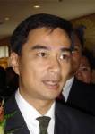 “อภิสิทธิ์” นัดถก พ.ร.บ.ค้าปลีก วง ครม.ศก.พรุ่งนี้